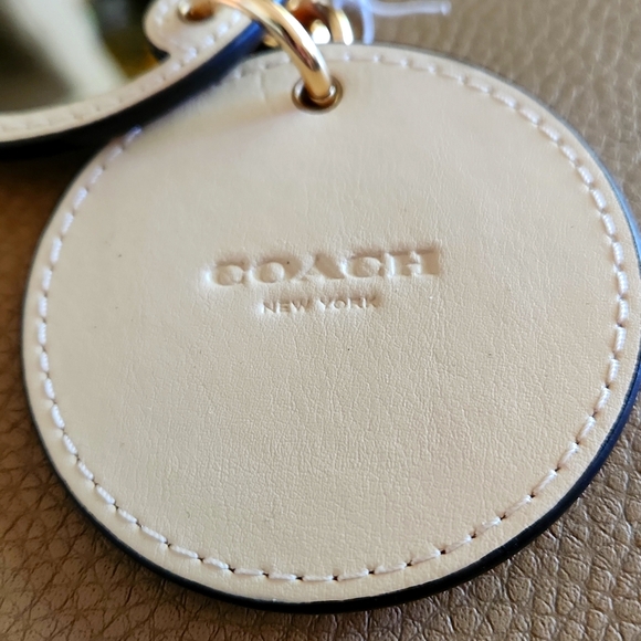 NWT Coach Pink Leather Floral Mirror Bag Charm or Key Ring 🩷🔑 - Picture 3 of 12